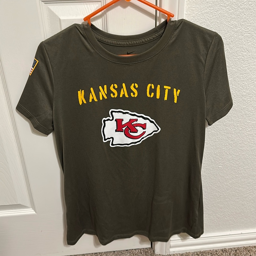 Kansas City Chiefs Salute to Service Tee